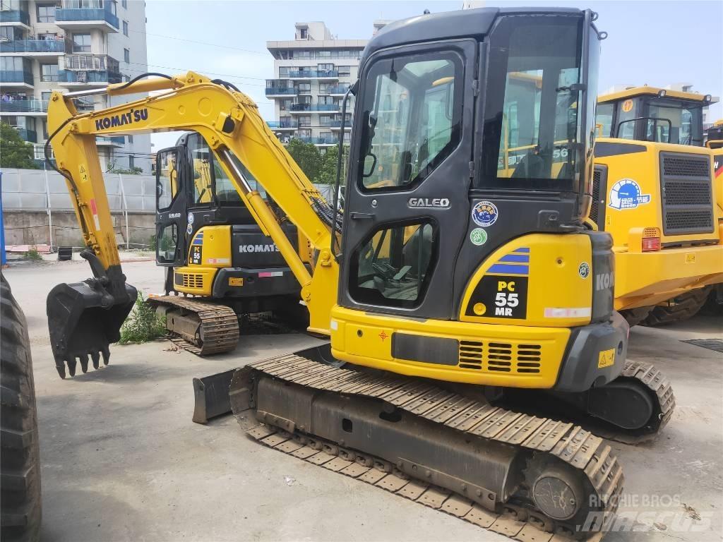 Komatsu PC56-7 Vikšriniai ekskavatoriai
