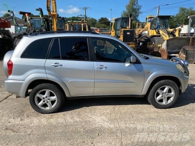 Toyota RAV-4 Lengvieji automobiliai