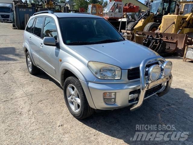 Toyota RAV-4 Lengvieji automobiliai