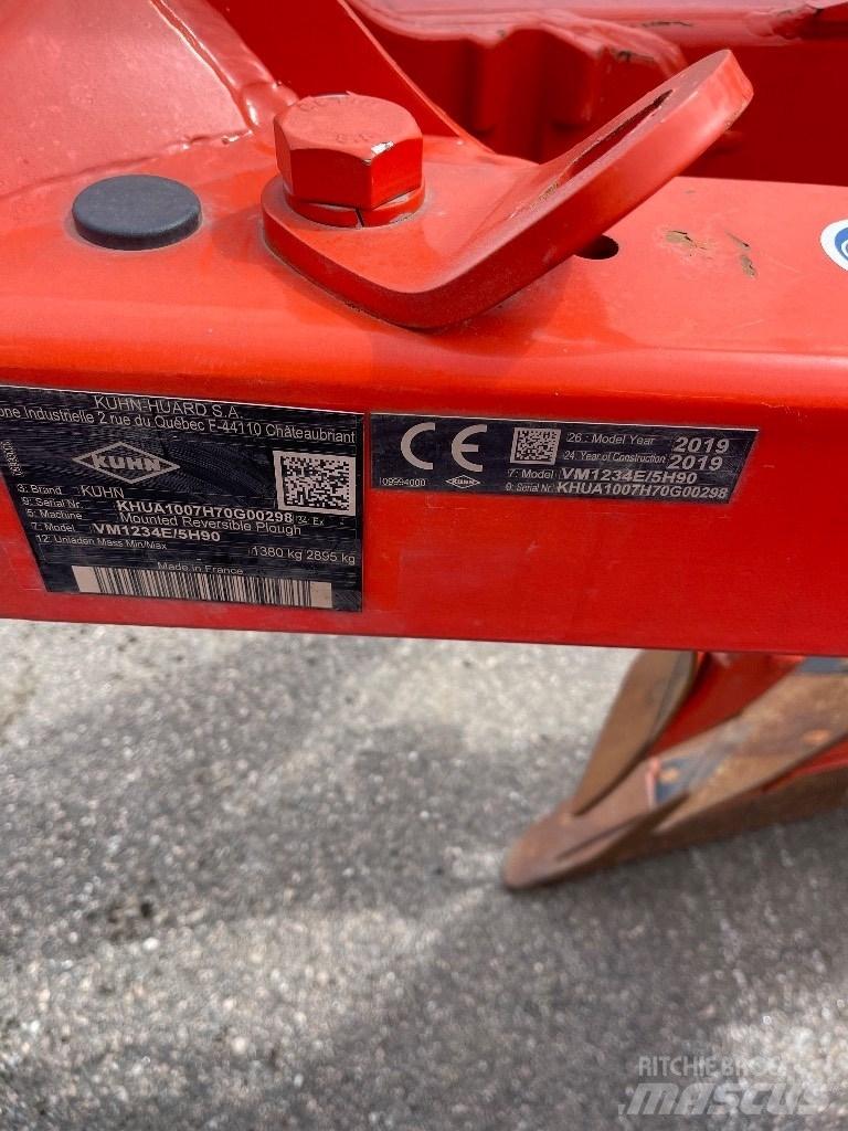 Kuhn Vari-Master 123 Apverčiamieji plūgai