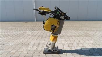 Bomag BT60 Plūktuvai
