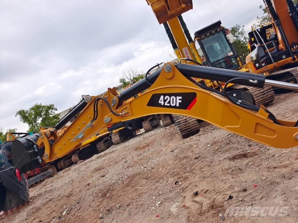 CAT 420 F Ekskavatoriniai krautuvai
