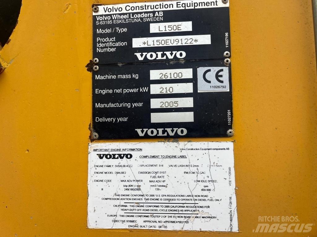 Volvo L 150 E Naudoti ratiniai krautuvai