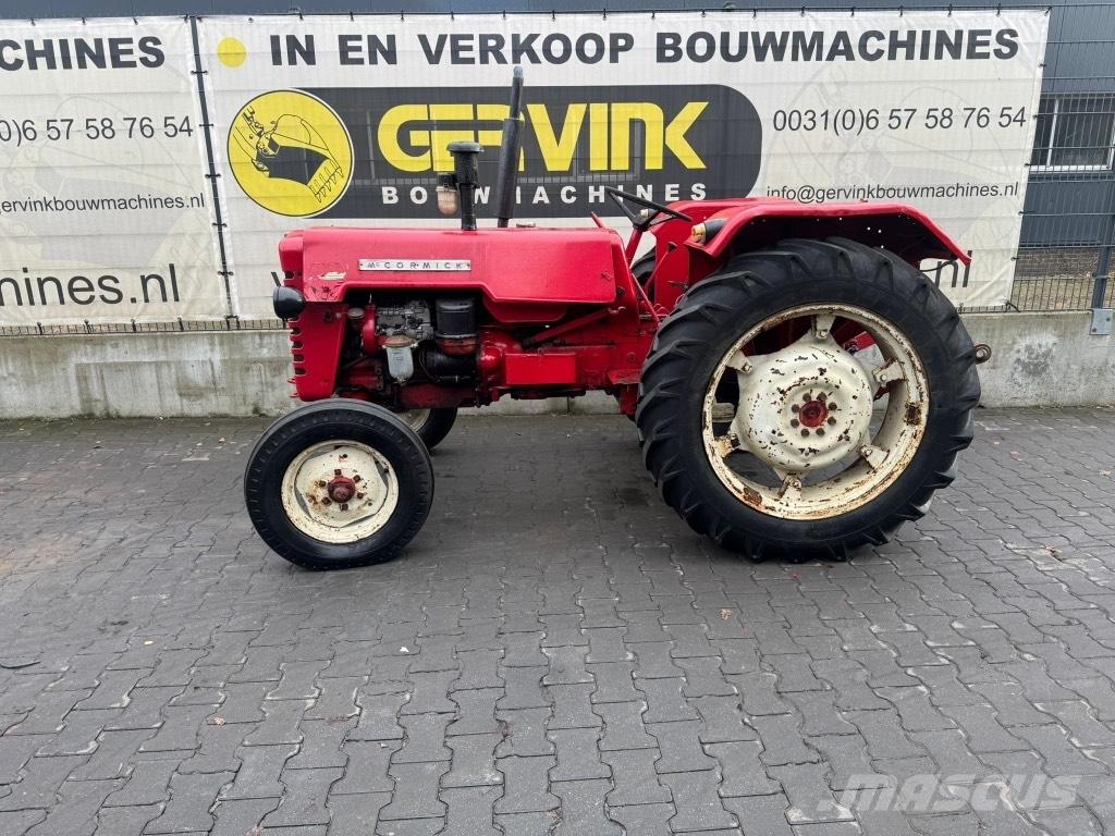 McCormick Oltimer Traktoriai