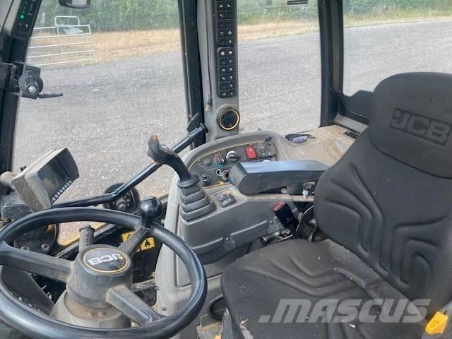 JCB TM 320 S Teleskopiniai krautuvai žemės ūkiui