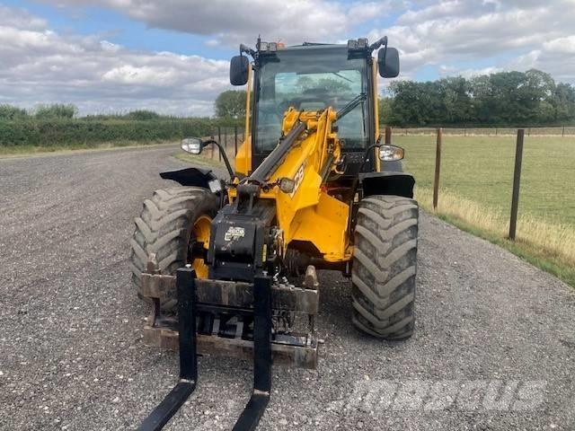 JCB TM 320 S Teleskopiniai krautuvai žemės ūkiui