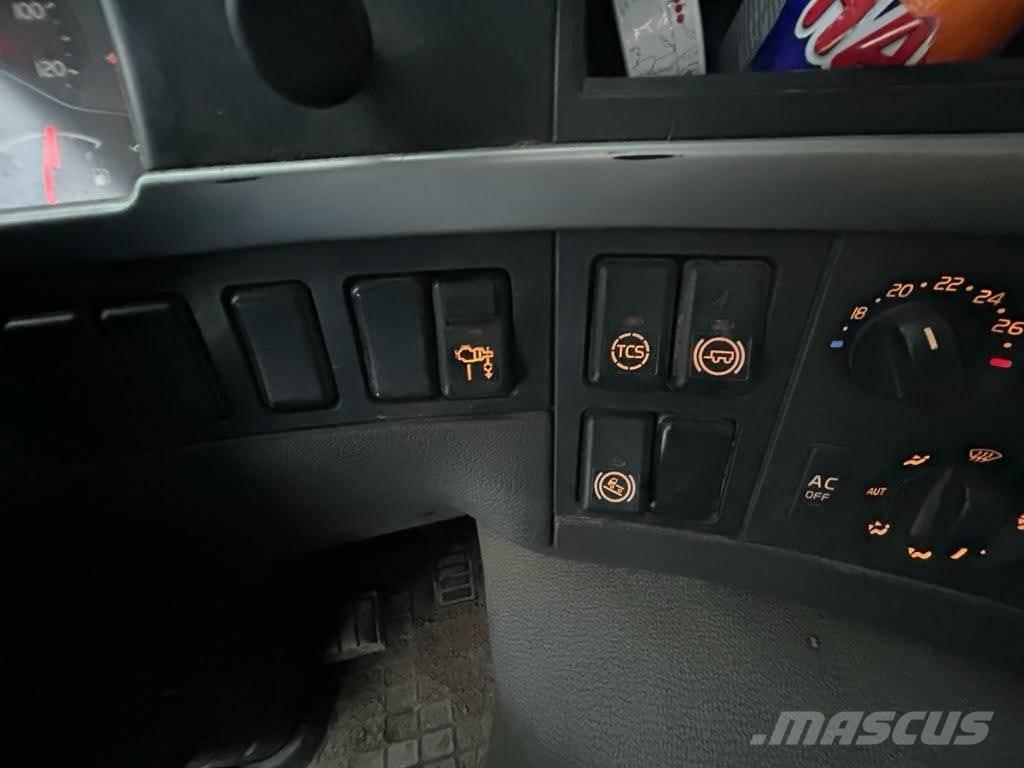 Volvo FM 460 Automobiliniai kranai