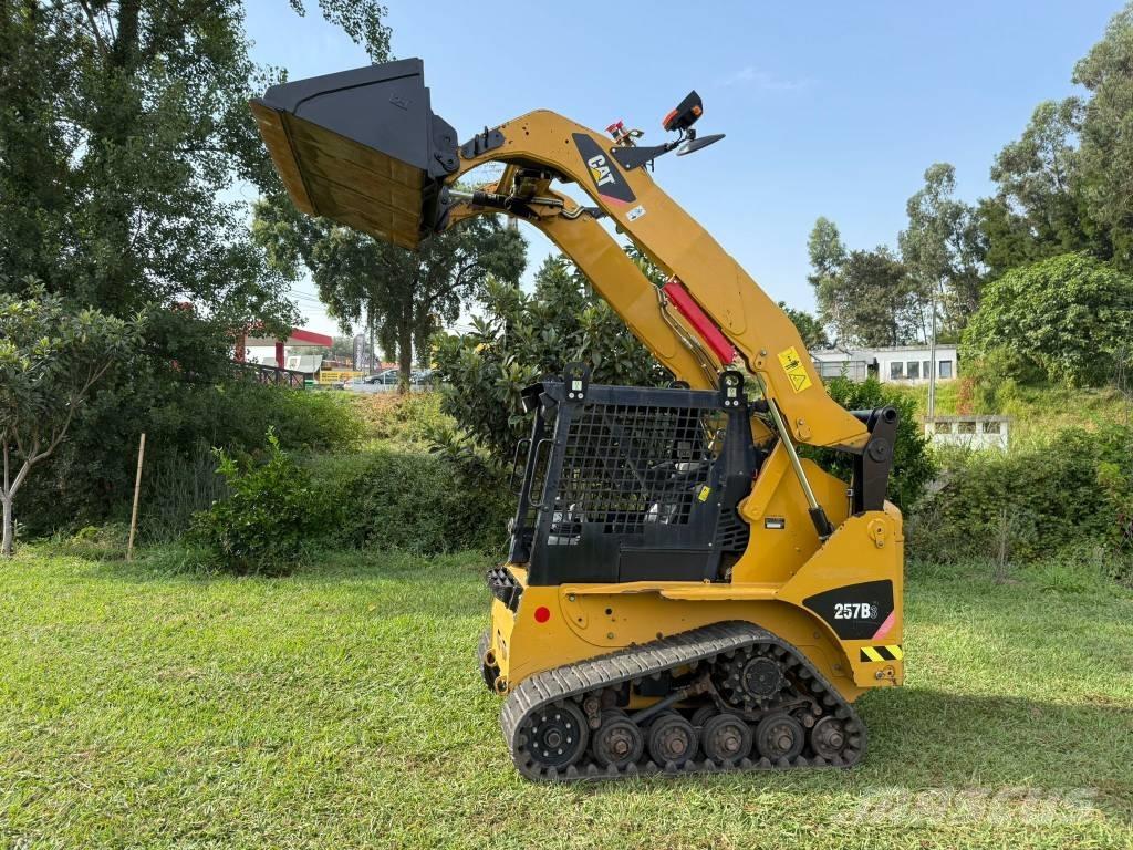 CAT 257 B Vikšriniai krautuvai