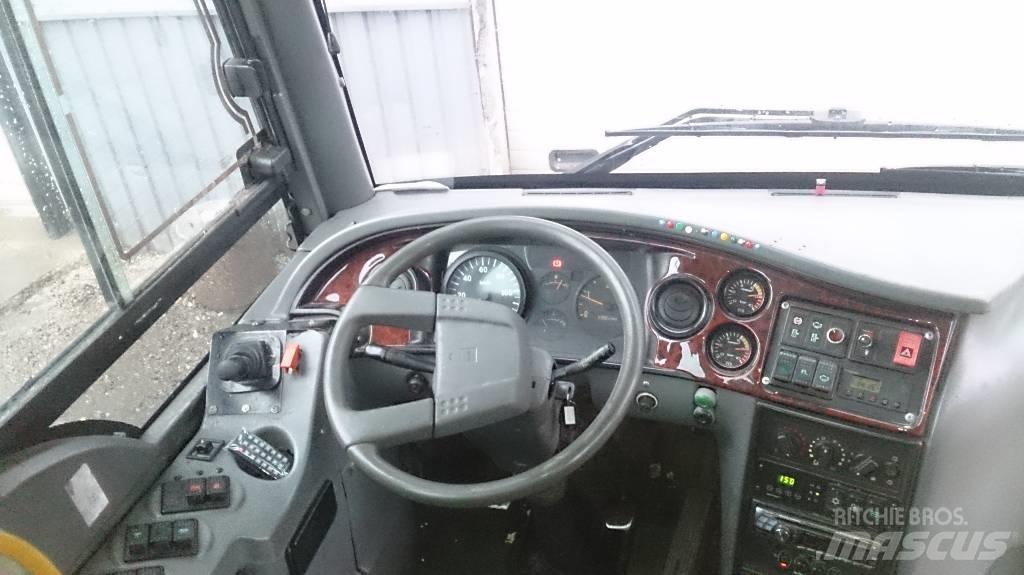 Isuzu Turquoise Tarpmiestiniai autobusai