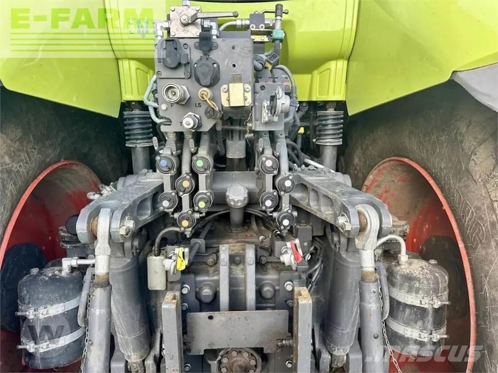 CLAAS axion 850 Traktoriai