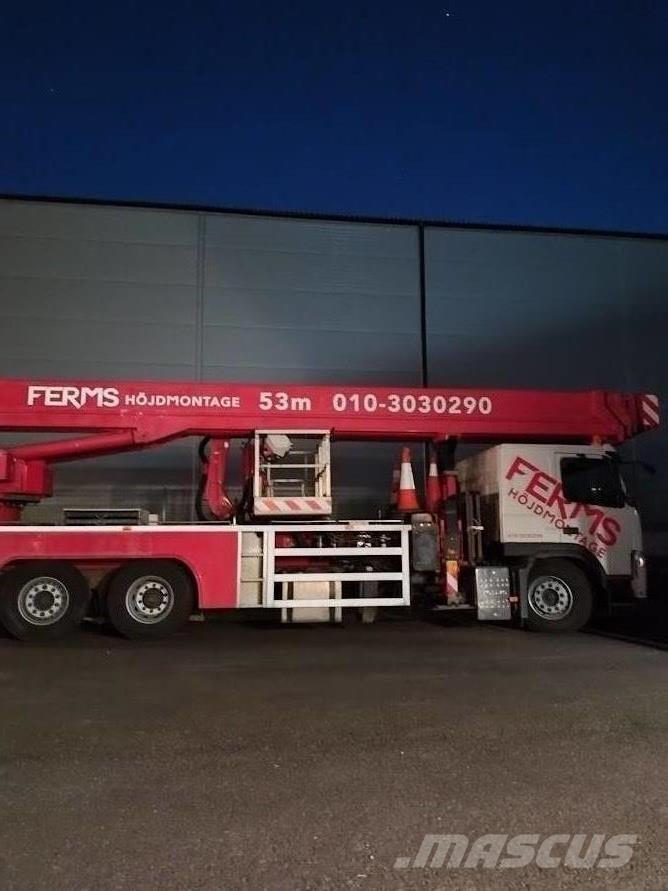Bronto Bronto S53XTD Ant vilkikų montuojamos kėlimo platformos