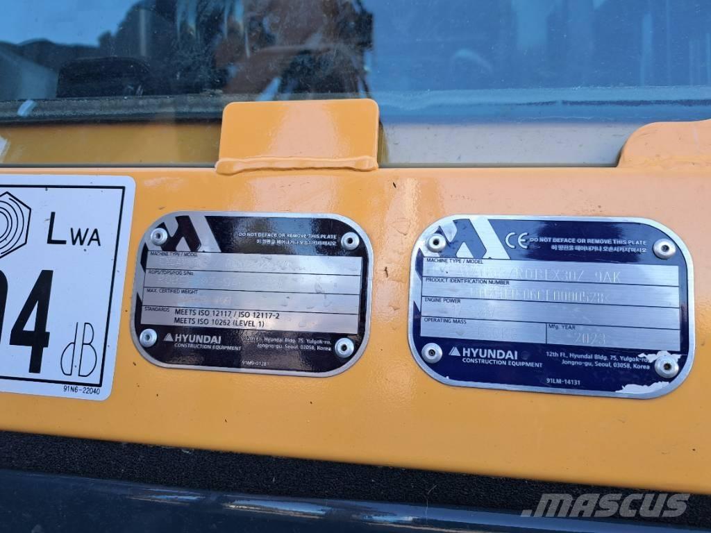 Hyundai R30 Z-9AK Mini ekskavatoriai < 7 t