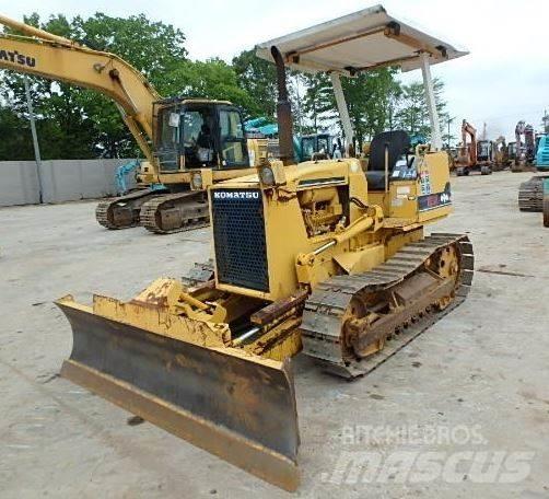 Komatsu D 20 A-6 Vikšriniai buldozeriai