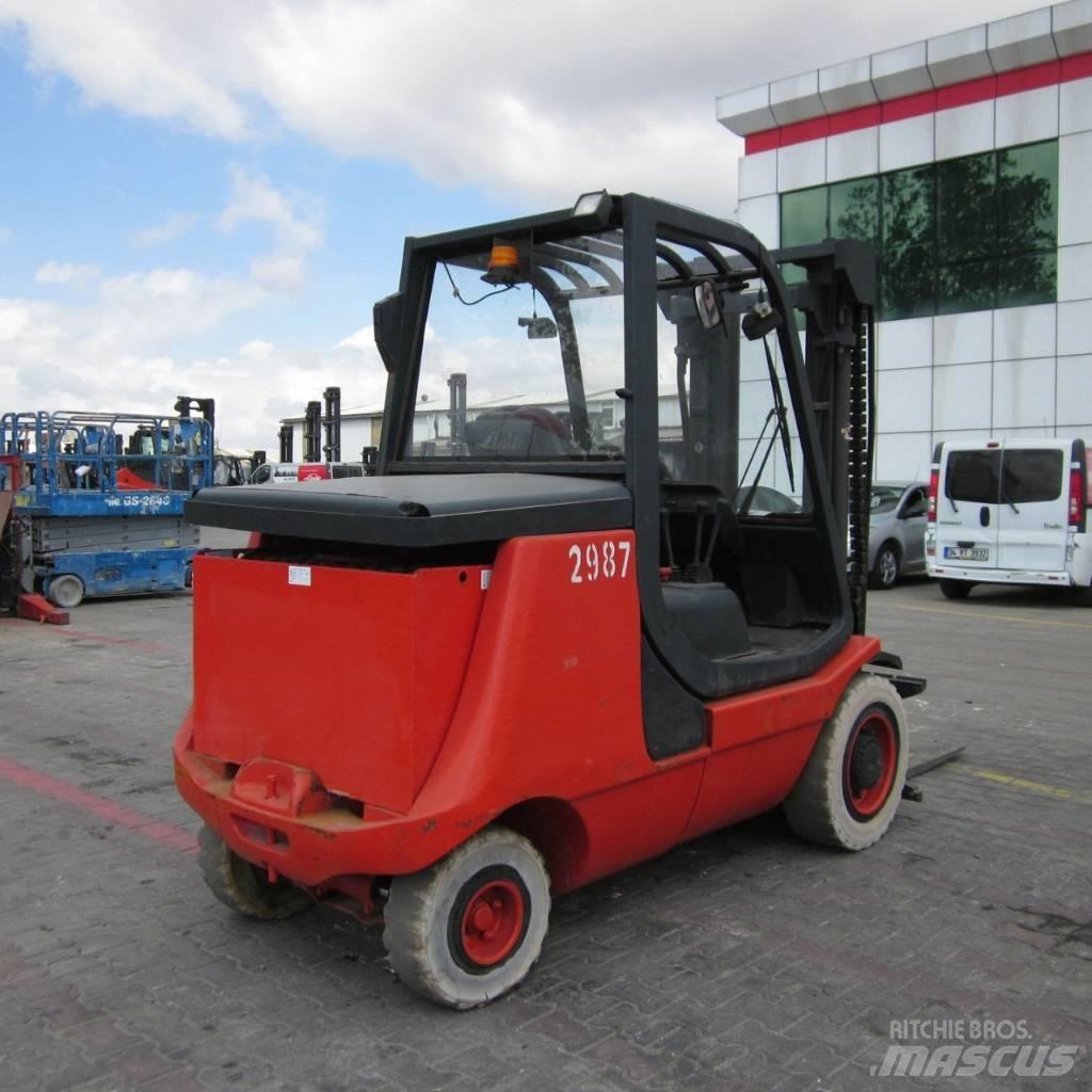 Linde E40P Elektriniai šakiniai krautuvai