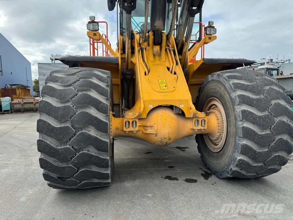 Volvo L 350 H Naudoti ratiniai krautuvai