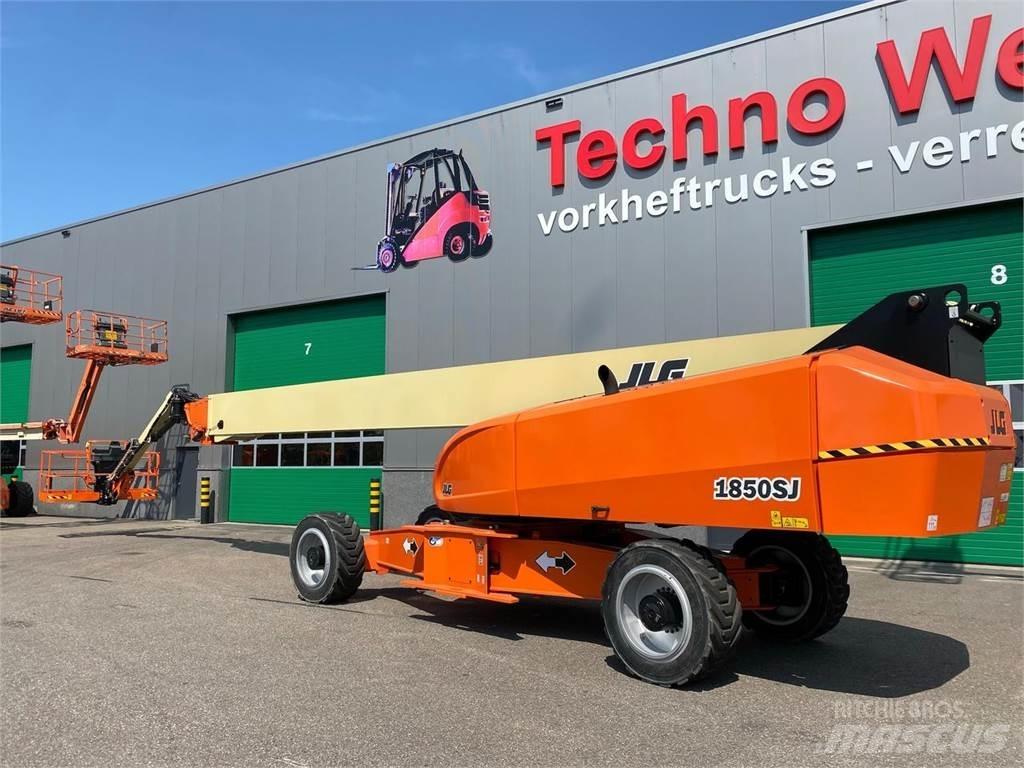 JLG 1850SJ Teleskopiniai keltuvai