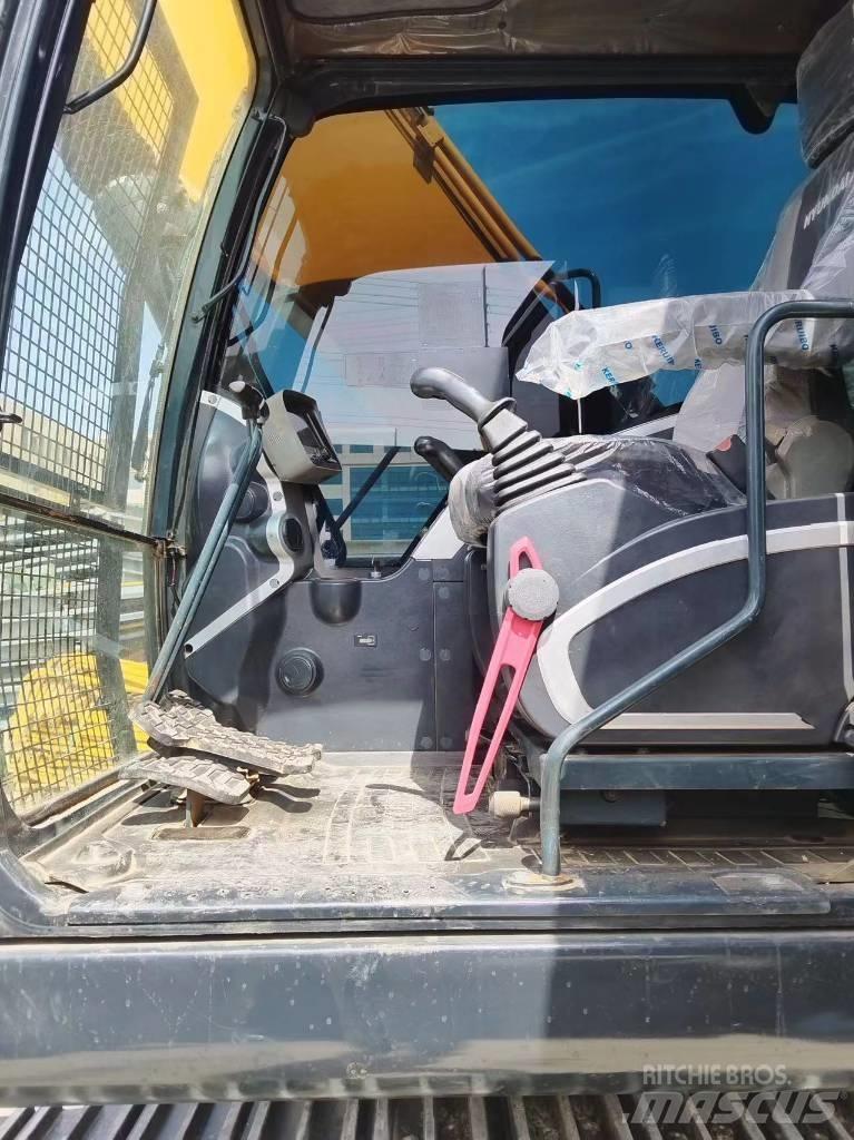 Hyundai R220LC-9S Vikšriniai ekskavatoriai