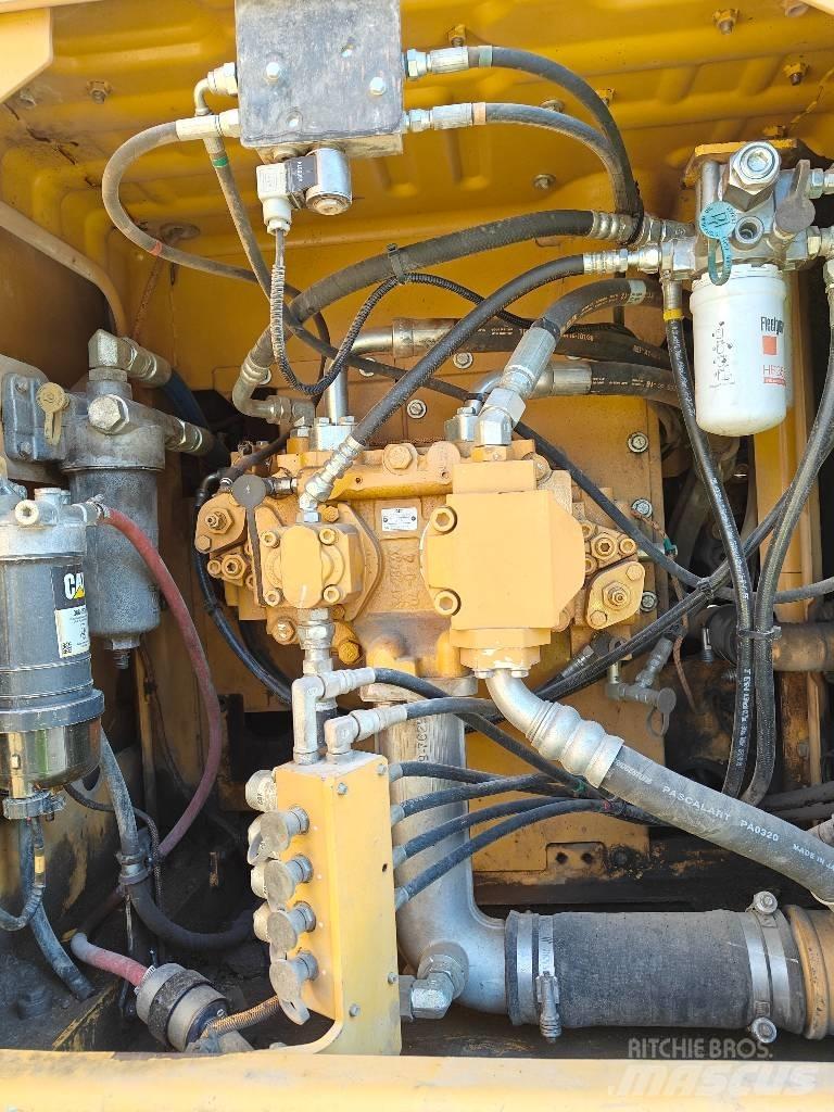 CAT 320 EL Vikšriniai ekskavatoriai