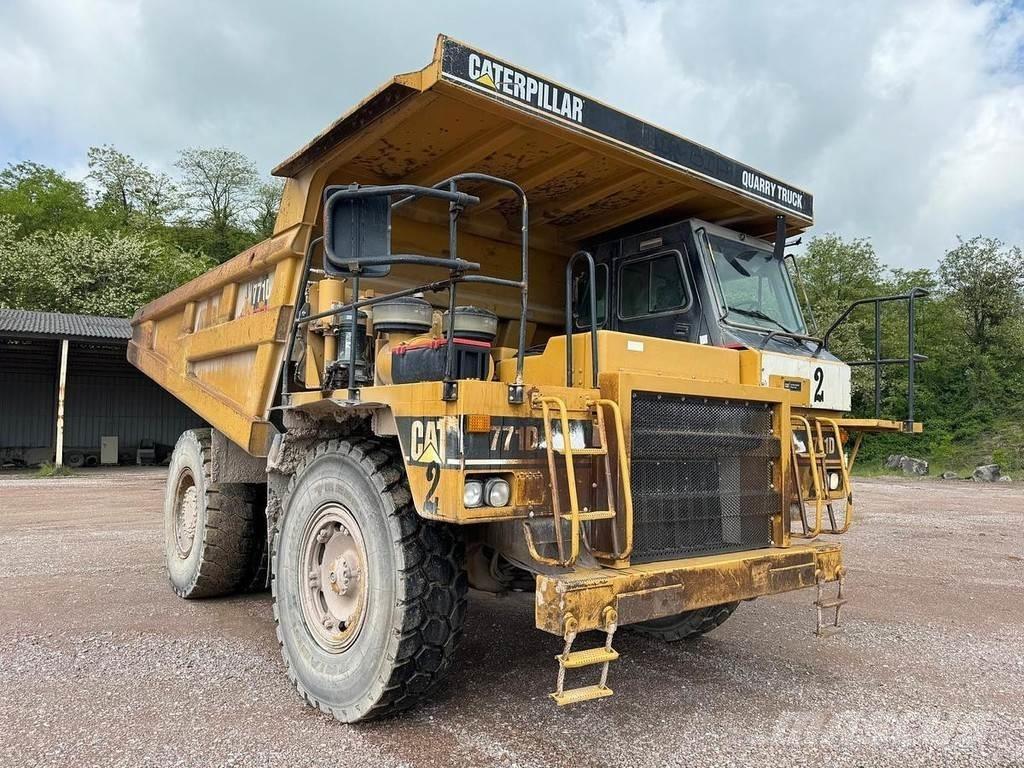 CAT 771D Atliekų išvežimo technika