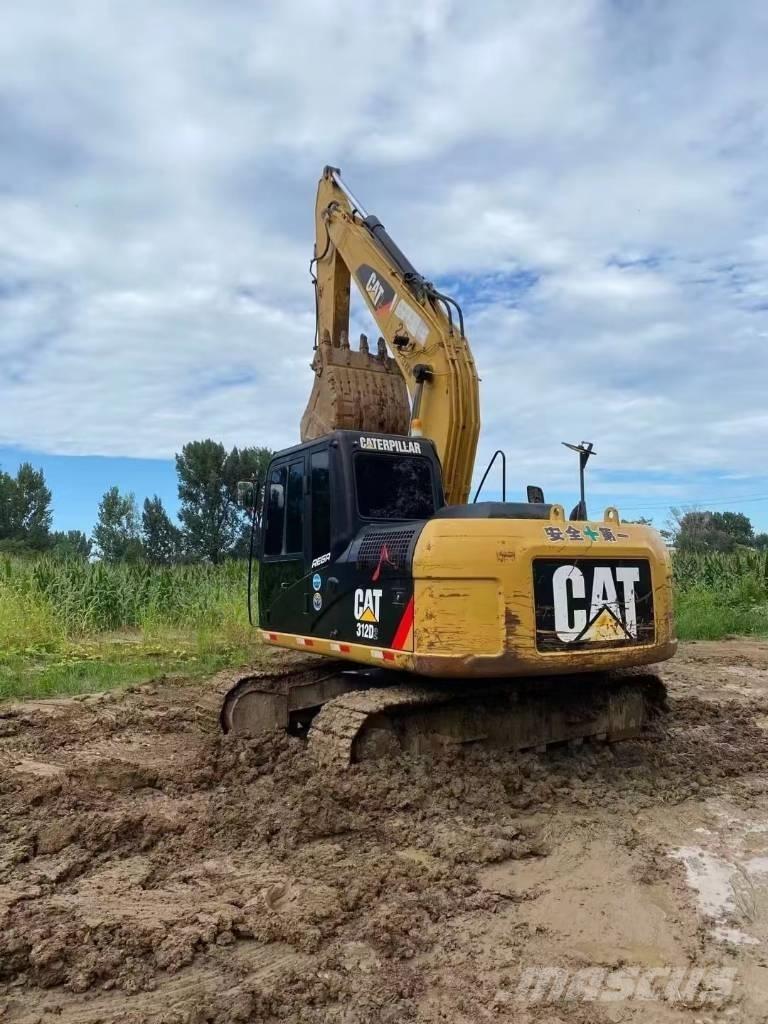 CAT 312D Vidutinės galios ekskavatoriai 7-12 t