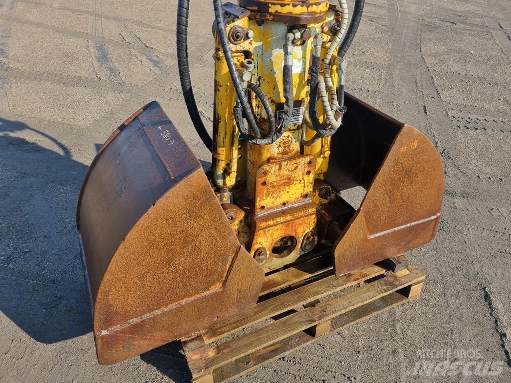 Liebherr 600 MM Griebtuvai