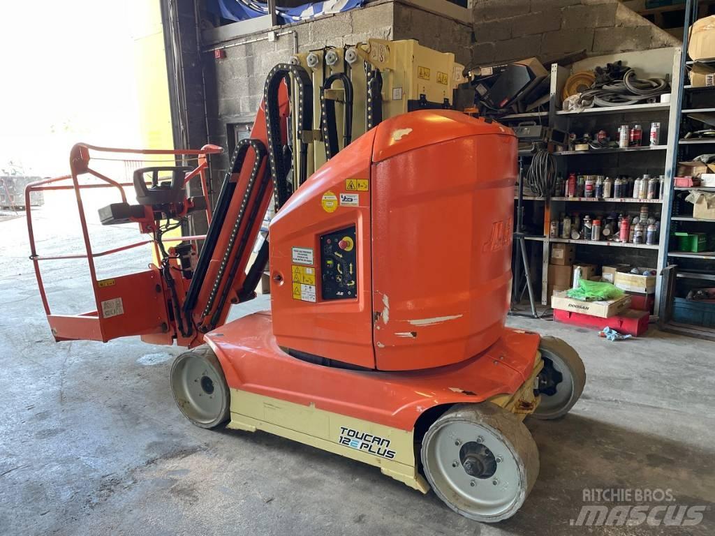 JLG Toucan 12 E Plus Vertikalūs stiebiniai keltuvai
