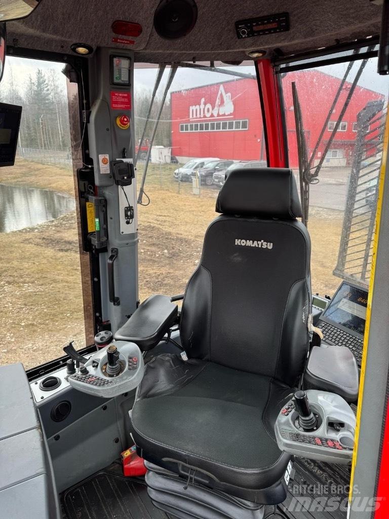 Komatsu 855 Naudoti miškovežiai (Forvarderiai)