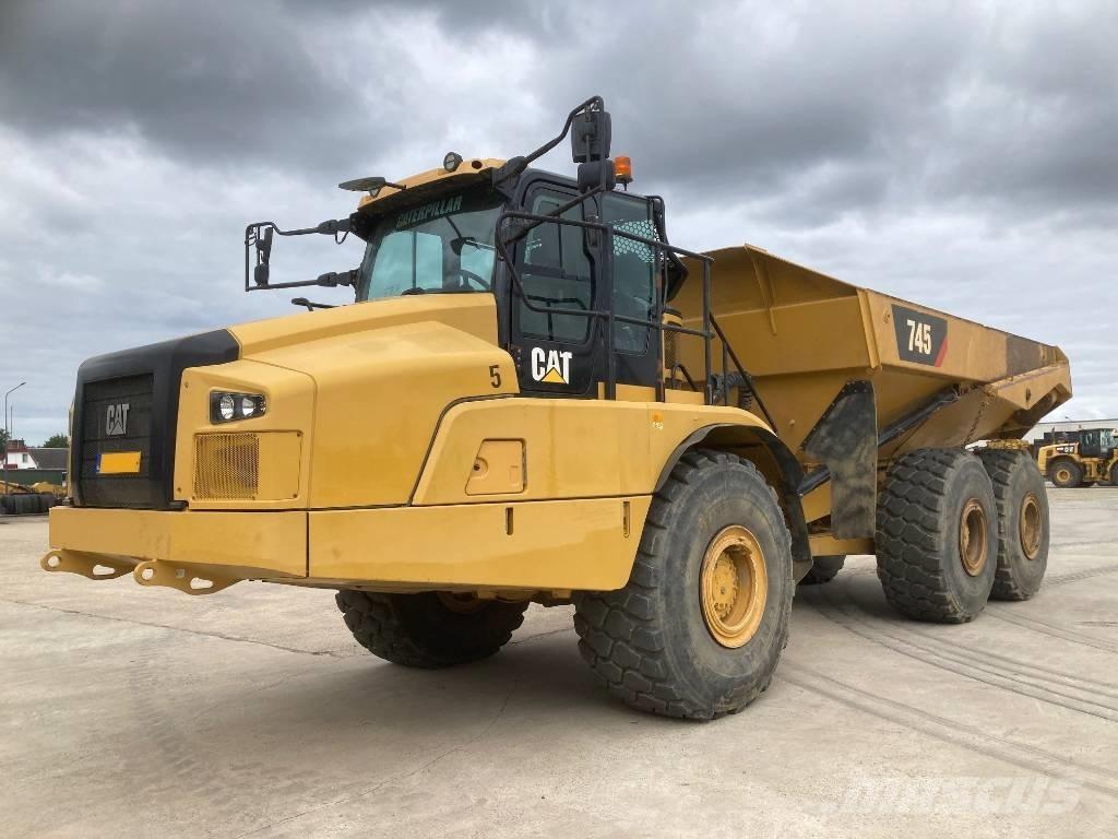 CAT 745 Karjeriniai savivarčiai
