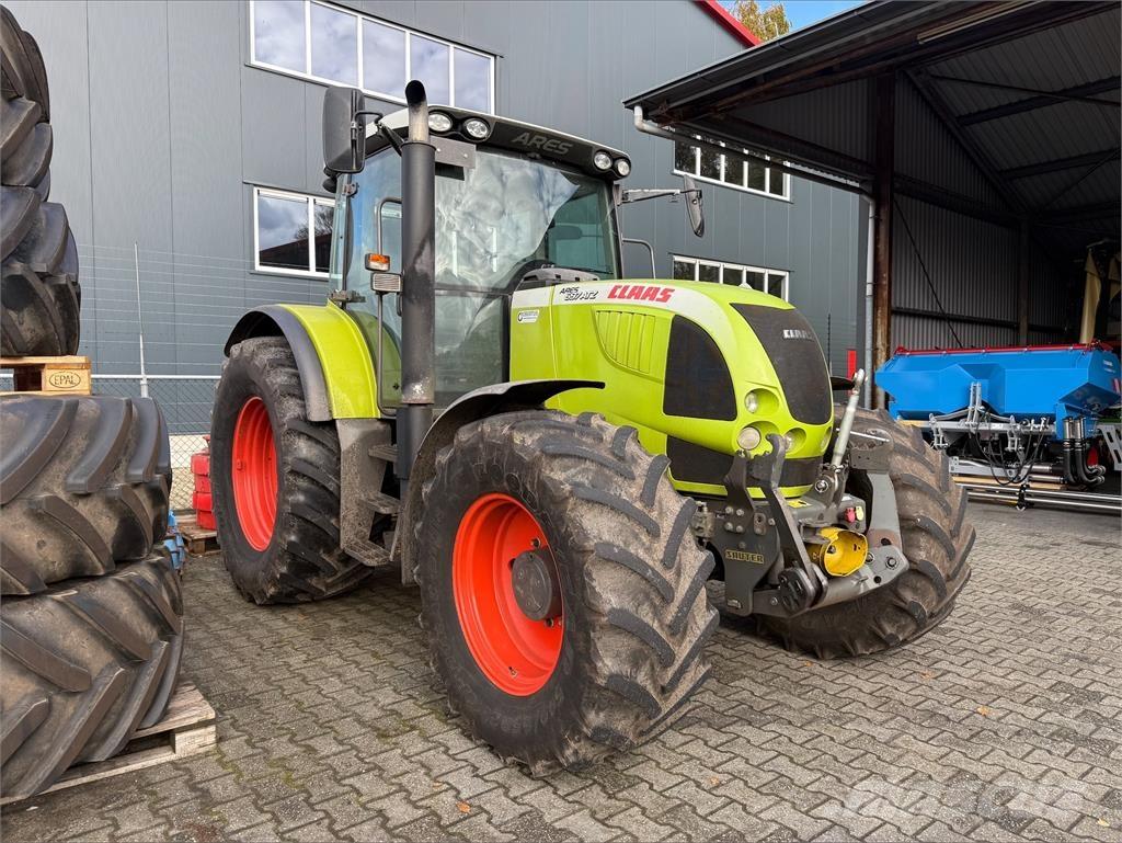 CLAAS Ares 697 ATZ Traktoriai