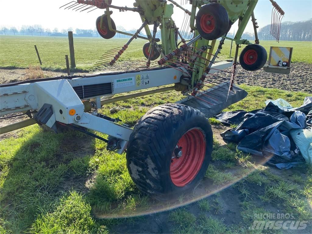 CLAAS liner 3000 Šieno grėbliai ir vartytuvai