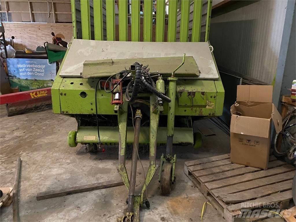 CLAAS Sprint 335 P Savikrovės priekabos
