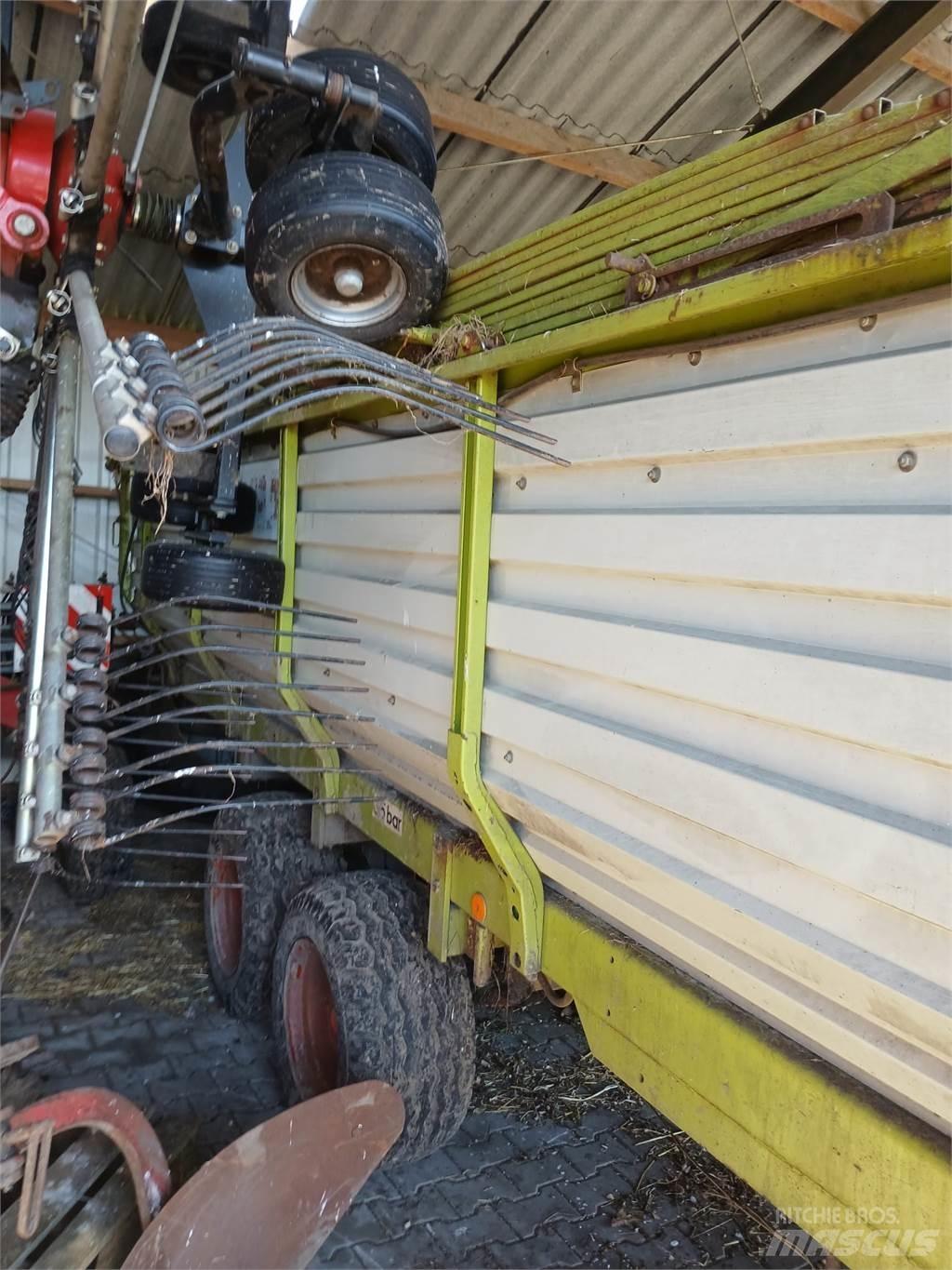 CLAAS sprint 445 K Savikrovės priekabos