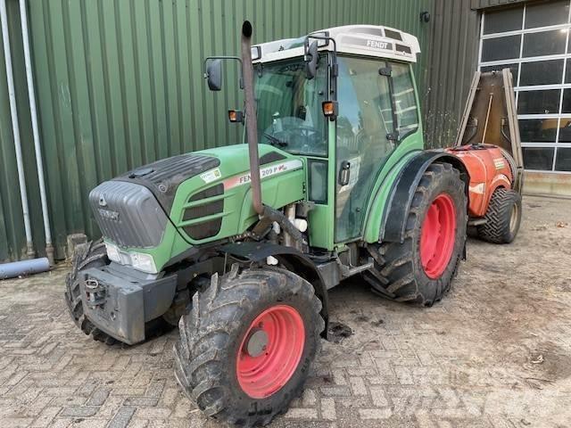 Fendt 209P Vario Traktoriai