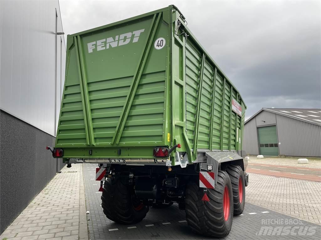 Fendt Tigo 60 PR Savikrovės priekabos