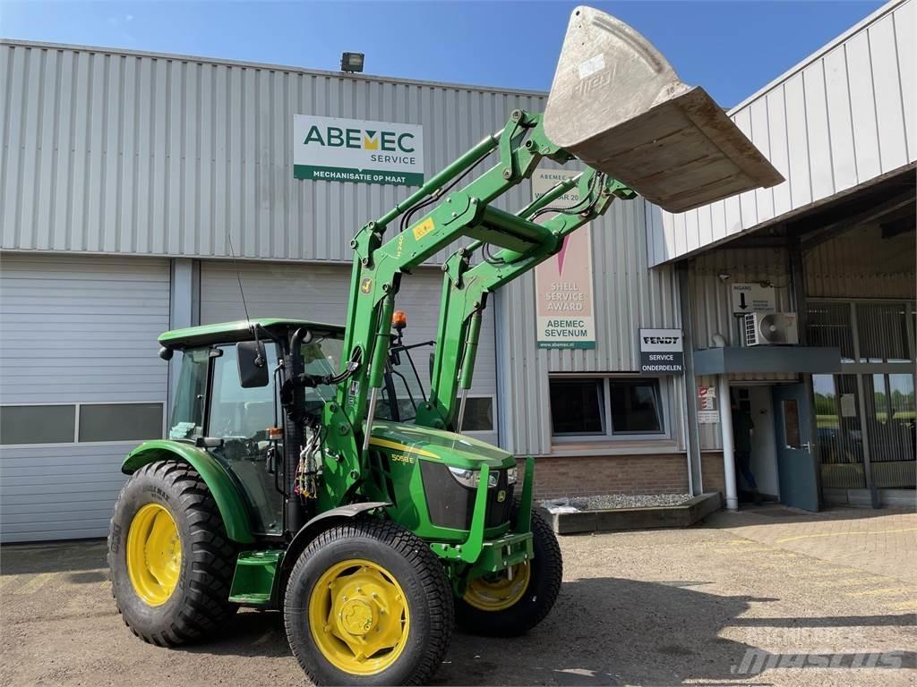 John Deere 5058 Traktoriai