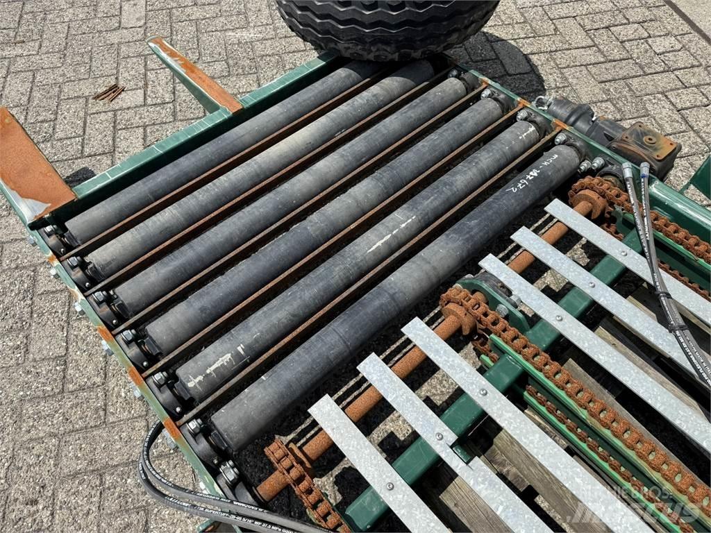  Kistenplateau Bulvių kombainai ir ekskavatoriai