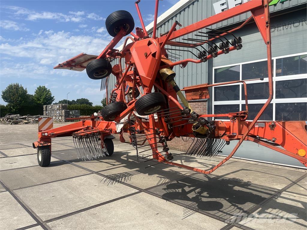 Kuhn 7302 DL Šieno grėbliai ir vartytuvai