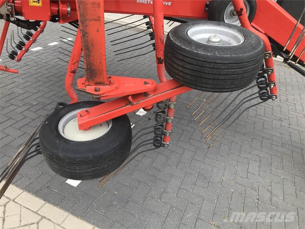 Kuhn GA 8731 hark Šieno grėbliai ir vartytuvai