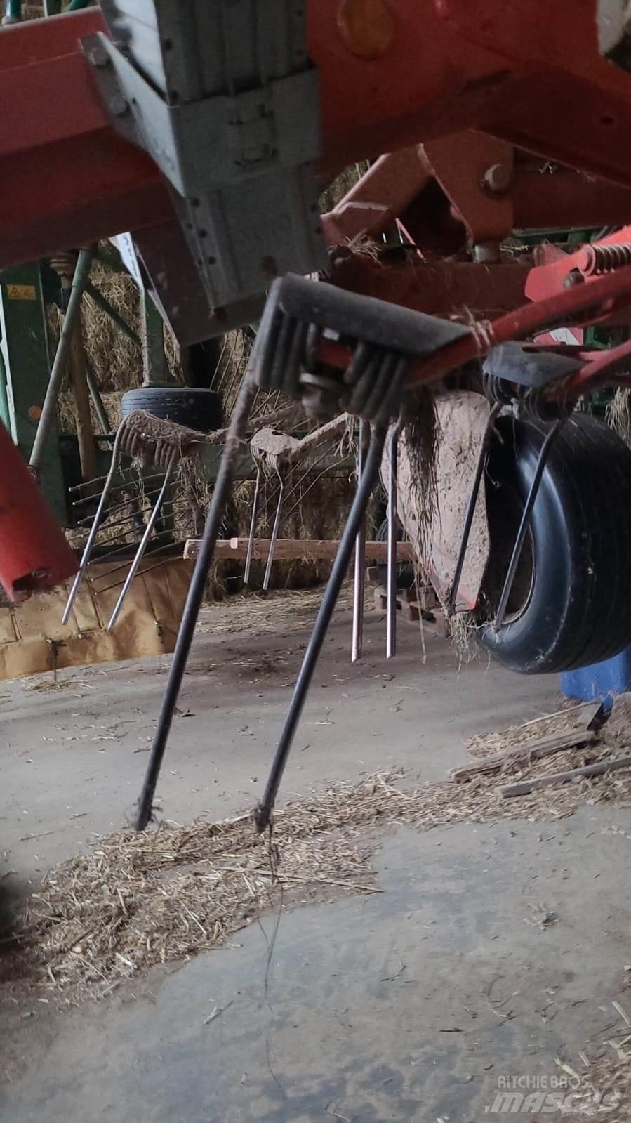 Kuhn GF 13002 Šieno grėbliai ir vartytuvai