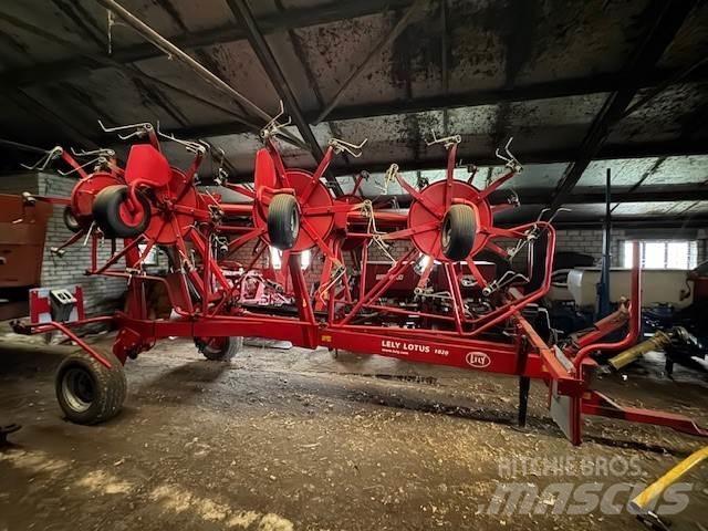 Lely Lotus 1020 Šieno grėbliai ir vartytuvai