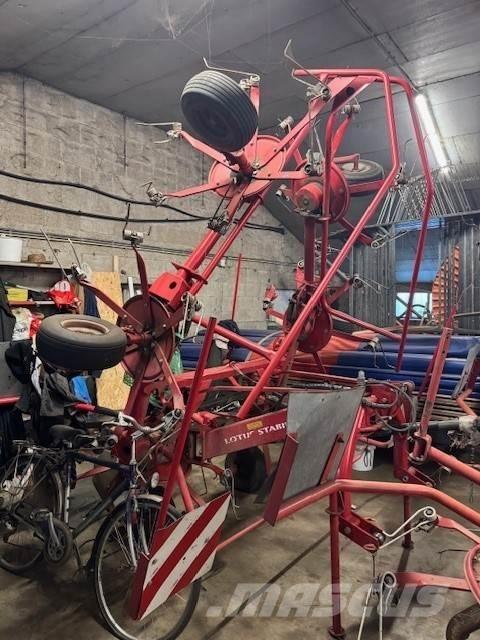Lely Lotus 675 Šieno grėbliai ir vartytuvai