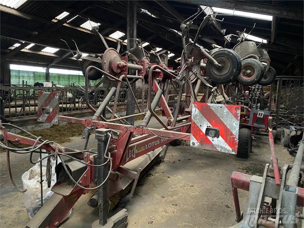 Lely Lotus 900 Šieno grėbliai ir vartytuvai