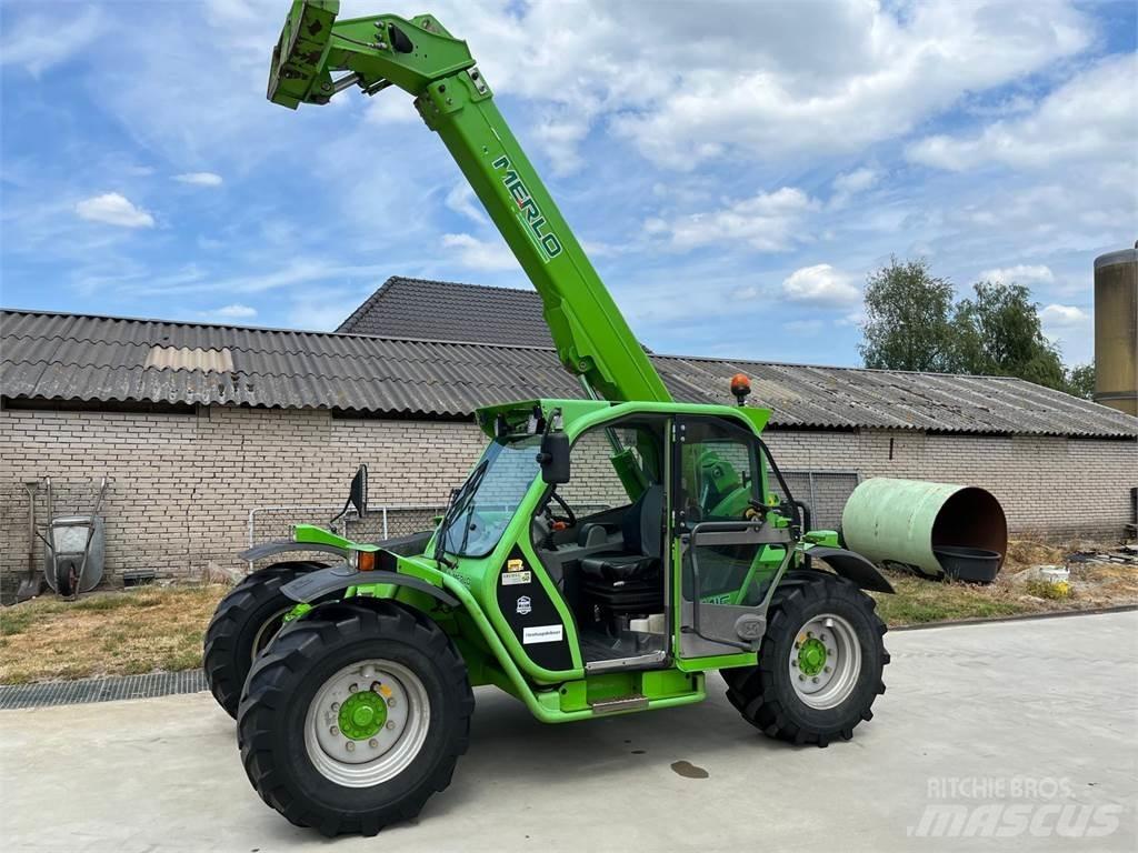 Merlo P32.6L Teleskopiniai krautuvai žemės ūkiui