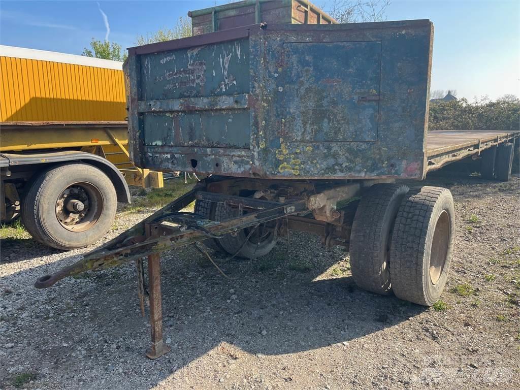  PATTE WAGEN Gyvulių pervežimo priekabos