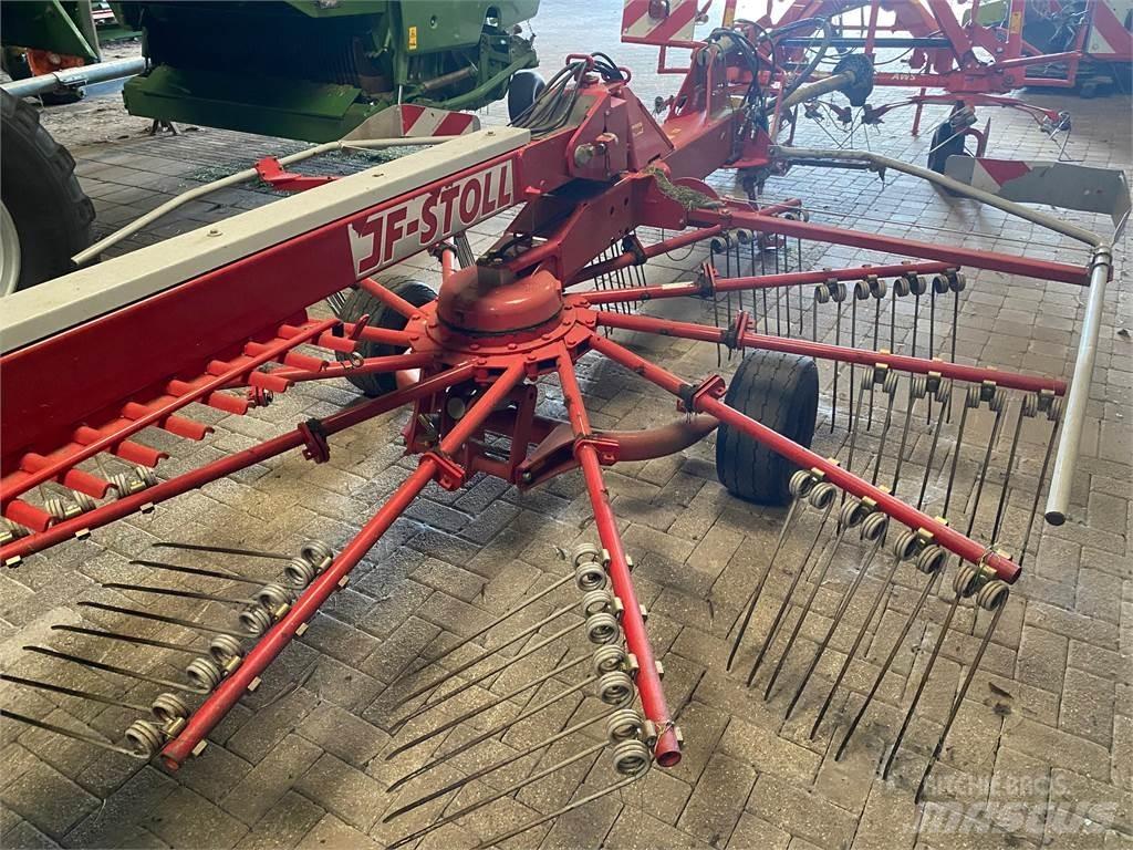 Stoll R 1405 s Šieno grėbliai ir vartytuvai