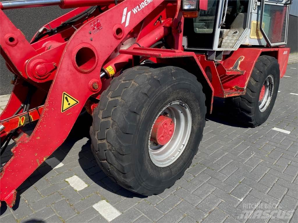 Weidemann 4204 D/P Frontaliniai krautuvai ir ekskavatoriai