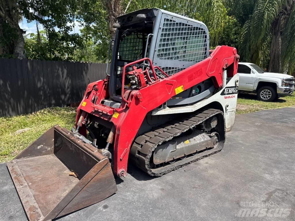 Takeuchi TL10 Krautuvai su šoniniu pasukimu