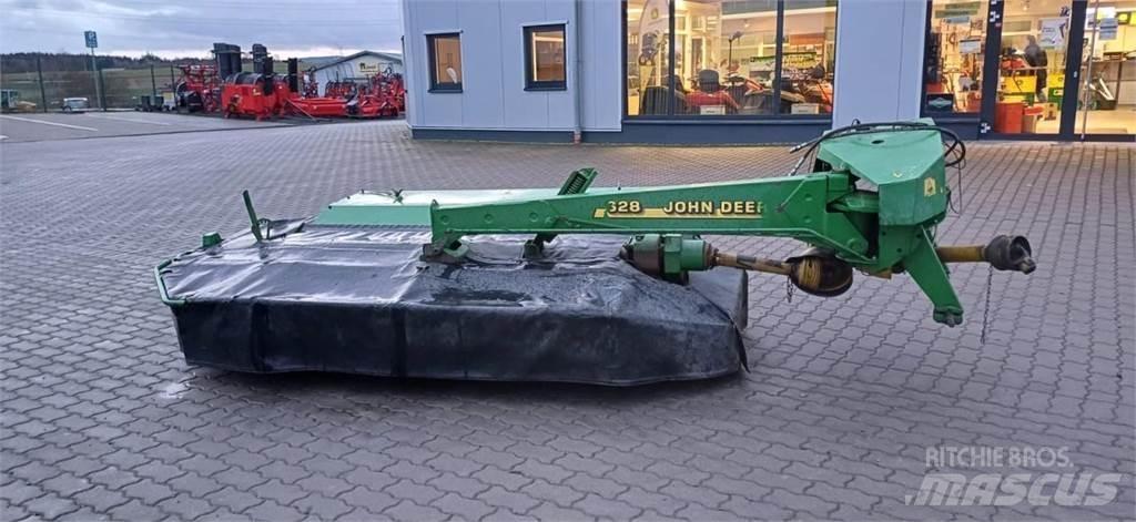 John Deere 328 Šienapjovės