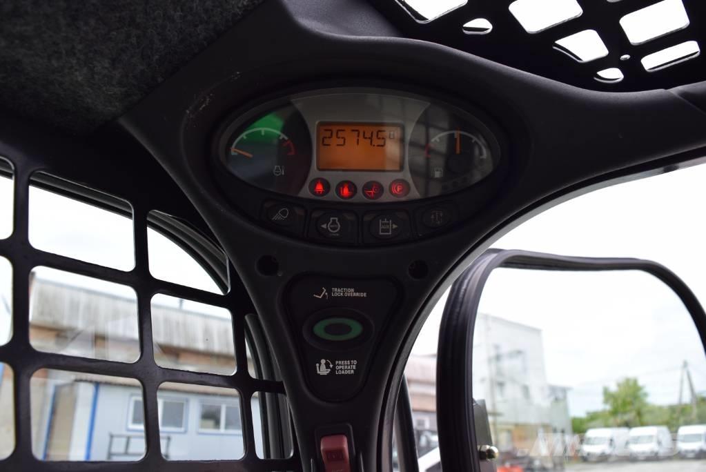 Bobcat T 550 Krautuvai su šoniniu pasukimu
