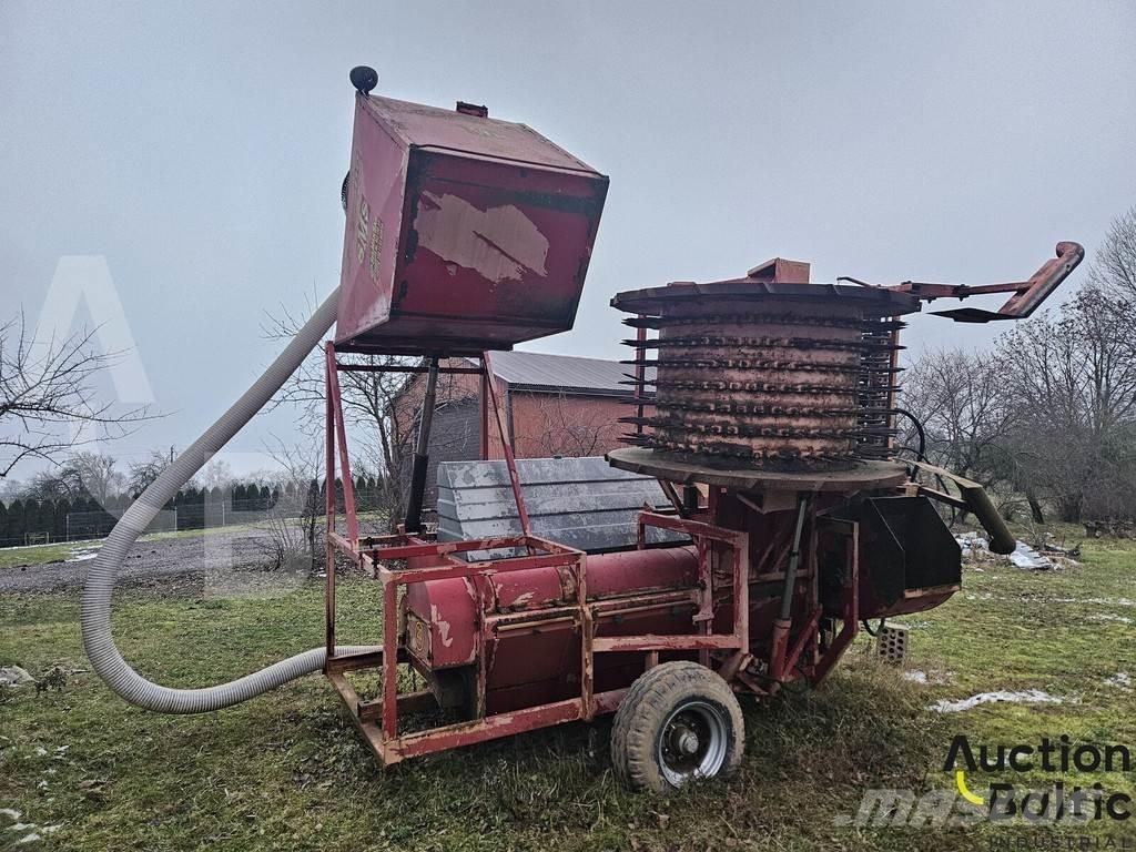 Selmaksan T.D.2900 Derliaus nuėmimo kombainai